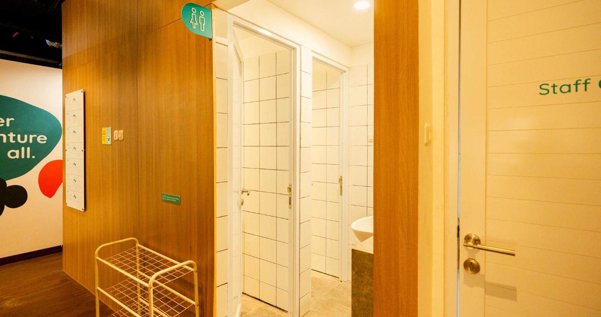 Hotel Bobopod Airport Cbc, Tangerang Rawalembang Exterior foto